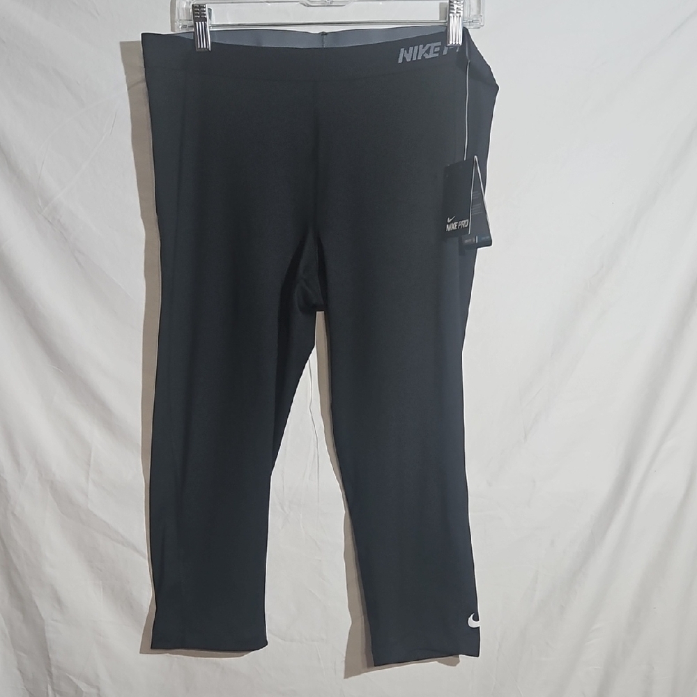 Womens Nike Pro Black Capris